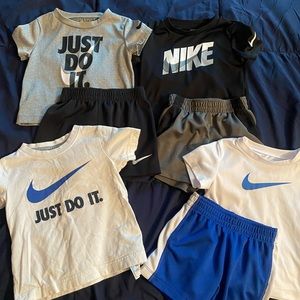 Lot of 18month nike outfits